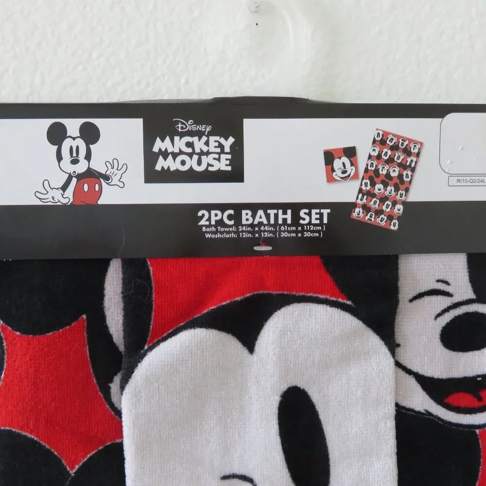 (#102) Disney Mickey Mouse Love 2 Piece Bath Set